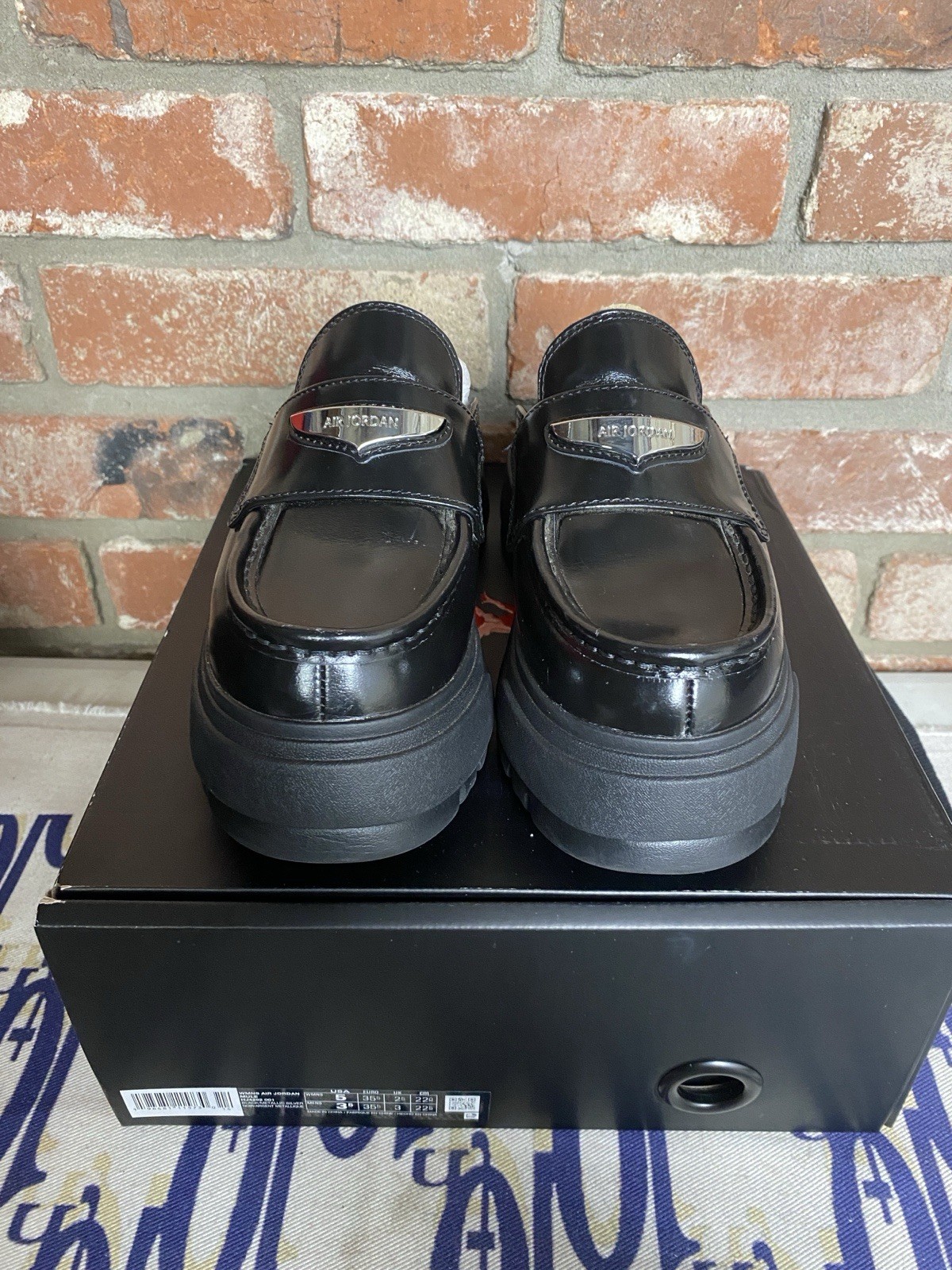 Size 5W/3.5M - Jordan Mule Black Metallic Silver Preowned Original Box HJ4292001 image 3