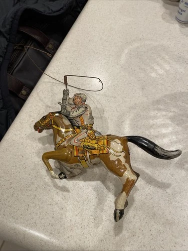 Vintage  Marx Tin Wind-Up Toy Roping Rodeo Cowboy Riding Horse Toy