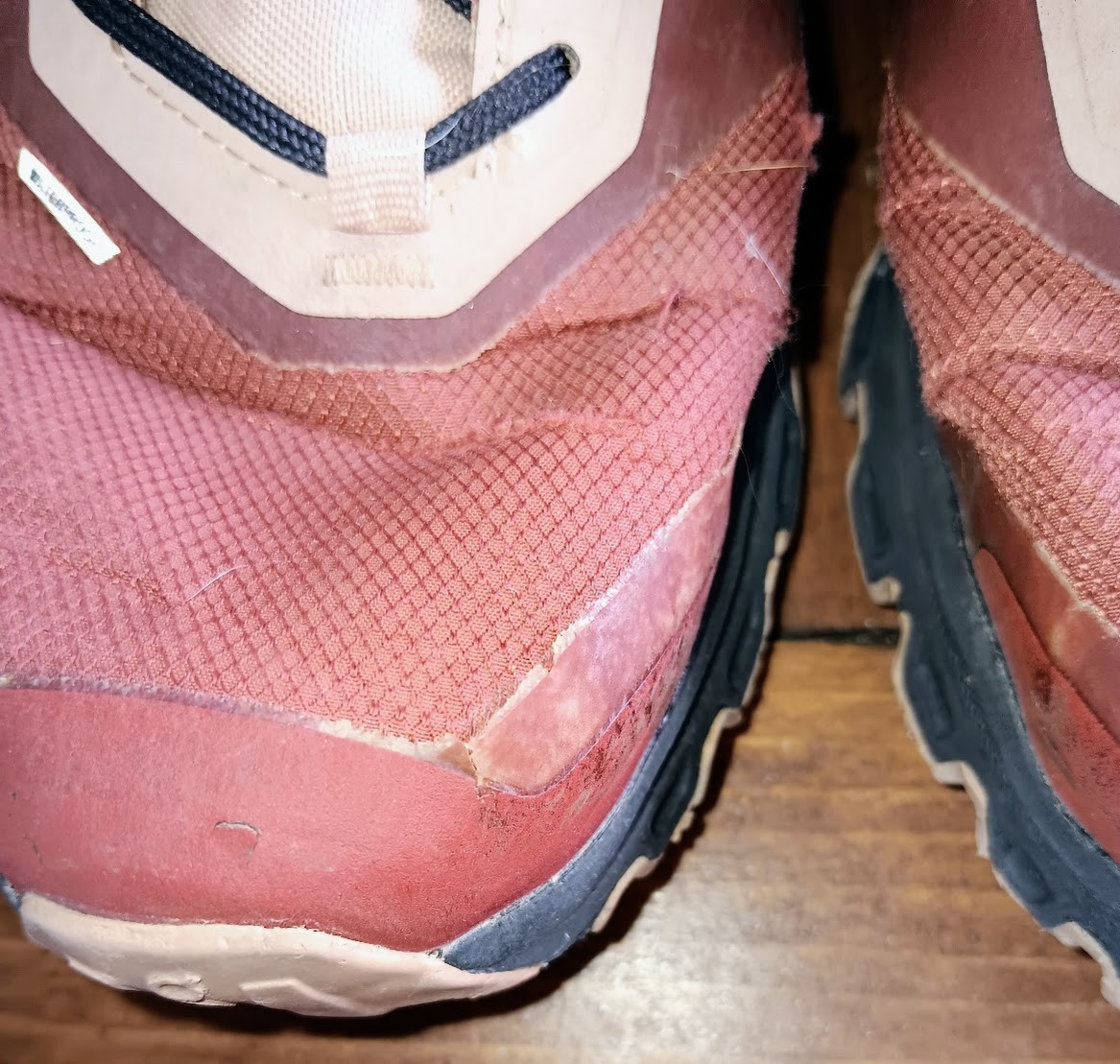 Size 8 - ON Cloudventure Waterproof Ruby Magnet W… - image 6