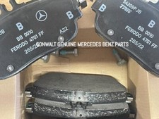 OEM 0084200320 Mercedes Benz Front Disk Brake Pads CLA250 GLA250 2014-2020