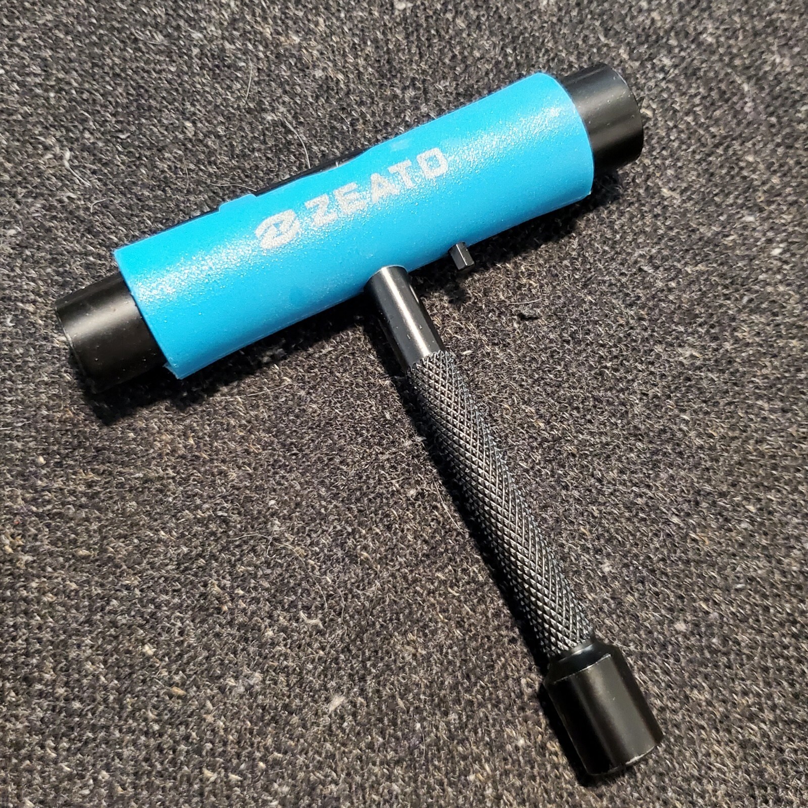 Zeato AllinOne Skate Tools MultiFunction Portable Skateboard T Tool