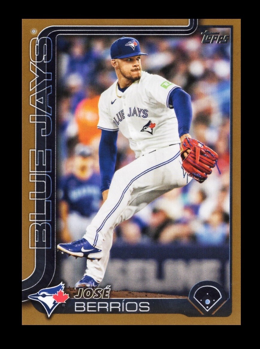 2025 Topps Gold #33 Jose Berrios Blue Jays 0193/2025