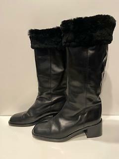 Bally Black Leather High-Top Boots, Fur-LIned Vintage 70s BALLY Shearling Fur Lether Dark Blue Square Toes  main image 2