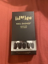 Red Aspen Alison’s Little Black Dress Reusable Nail Dashes 24 Press On Round