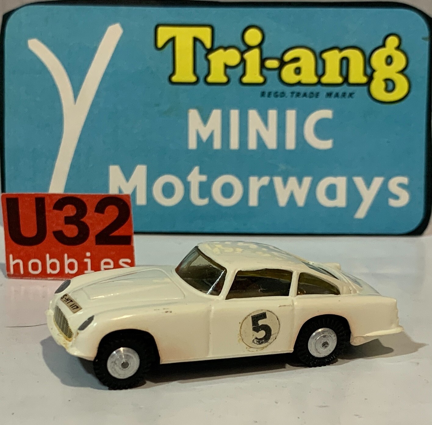 Triang Minic M1581, Aston Martin DB6 Coupe - Slot Car - Free Price