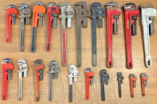 Lot of (20) Pipe Wrenches 6" to 18" Armstrong Kobalt (Aluminum) Craftsman