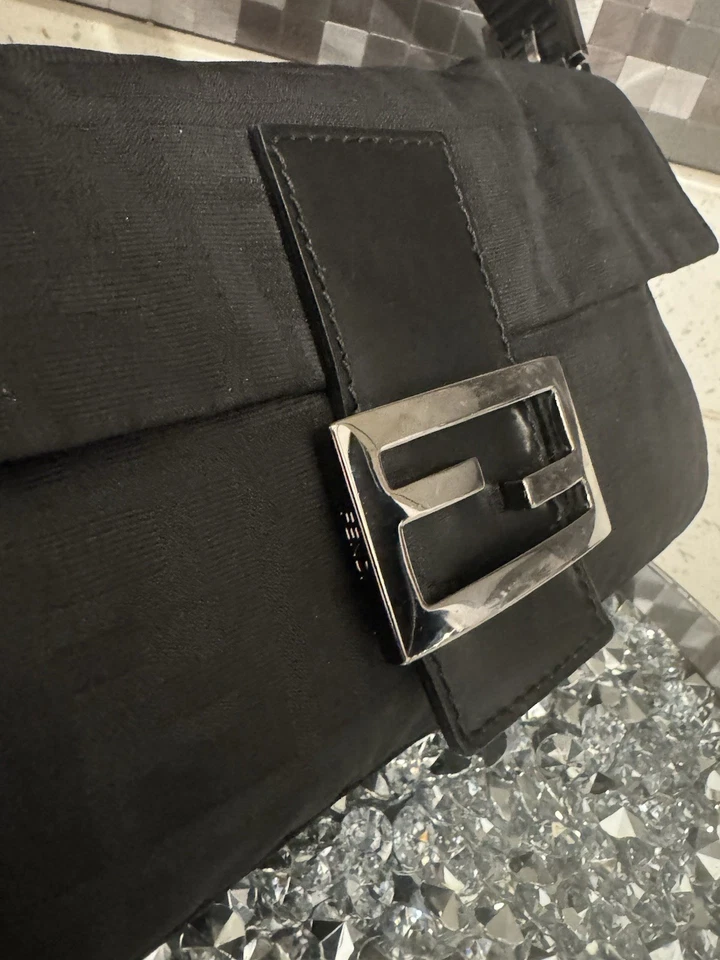 Fendi Baguette Vintage Foto 2 de 4