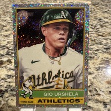 2025 Topps Heritage #25 Gio Urshela Silver Sparkle Athletics + Base Card