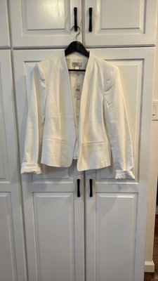 NWT- LOFT Outlet Women s White blazer. Size 8
