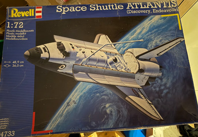 Revell Space Shuttle ATLANTIS 1:72 (Discovery, Endeavour)   Nr. 04733   komplett