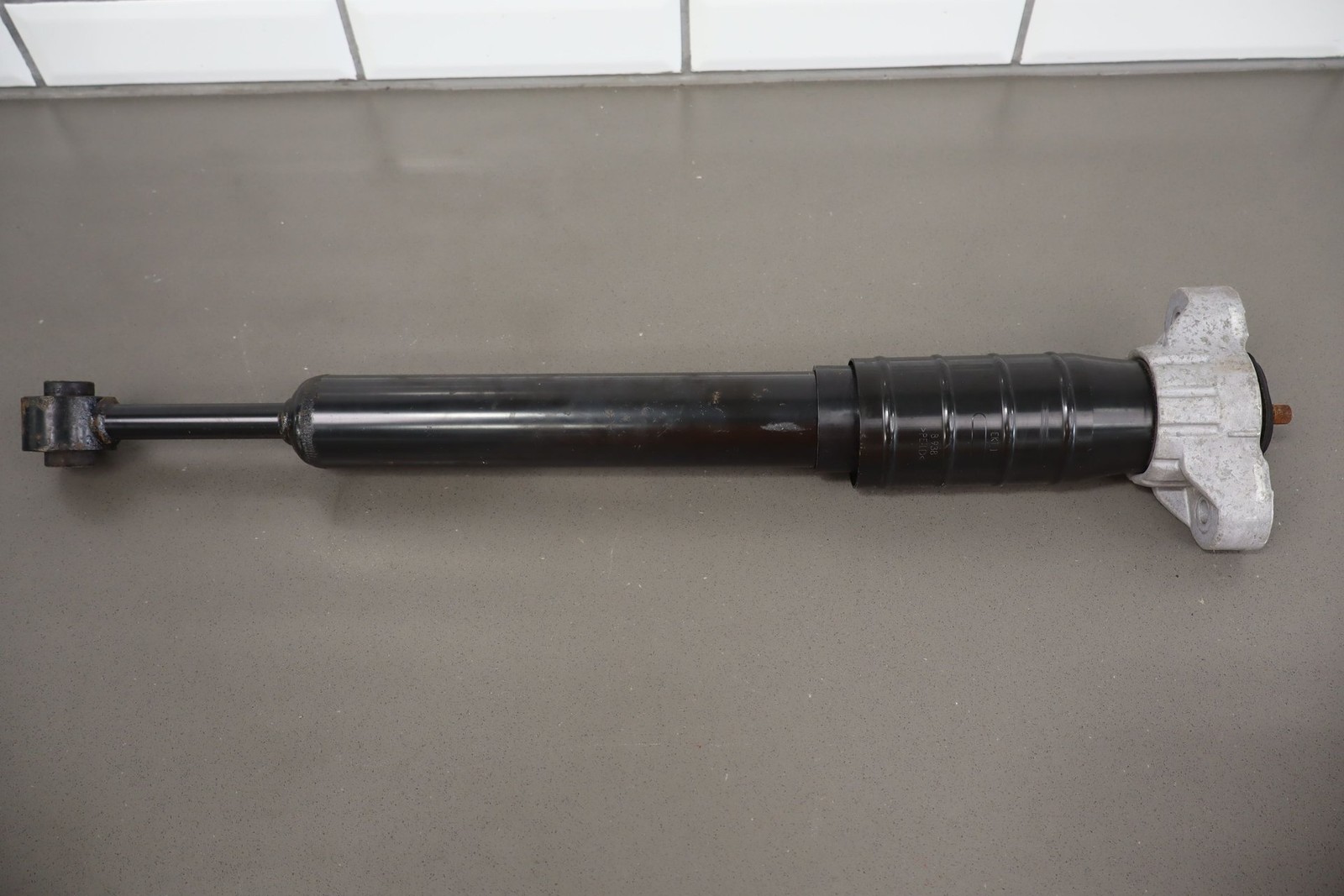 Maserati Ghibli 2014 Rear Left Damper P/N 06700089000