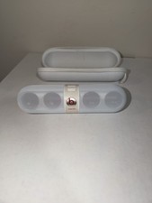 Beats Pill White Bluetooth Speaker With Zipper Sleeve read 