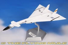 SQ Wings 1:200 XB-70A Valkyrie NASA/USAF Prototype AV-1