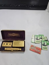 Vintage Gillette Old Type DE Safety Razor Set in brass case - USA - 