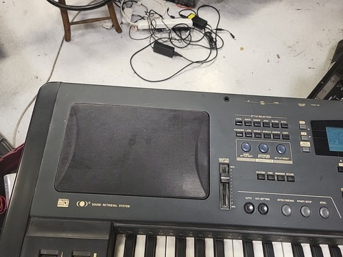 Kawai Z1000 Digital Keyboard - NOT FULLY TESTED-SPARES OR REPAIR ONLY. - Picture 3 of 19