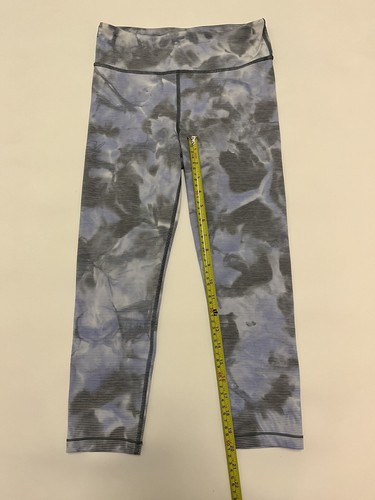 Athleta Girl Chit Chat Textured Blue Tie Dye Capri Leggings Girls Sz XL 14 EUC! - Picture 10 of 12