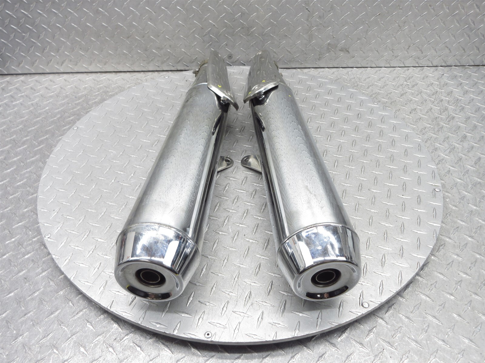 2011 08-13 Moto Guzzi V7 LL Stone Left Right Exhaust Muffler Pipe Silencer Pair