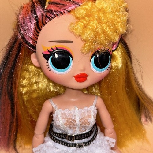 LOL Surprise OMG Remix Pop B.B. Fashion Doll With Headphones Brush Hoodie Jacket - Picture 20 of 24