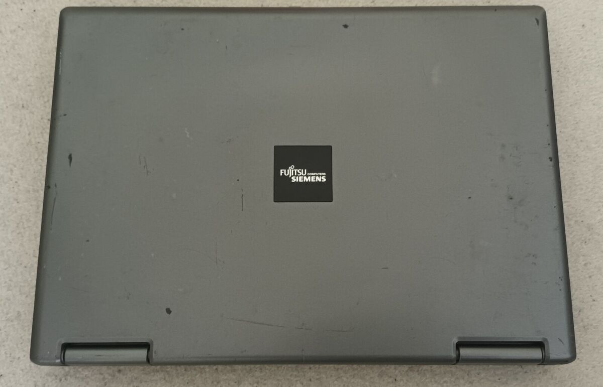 Fujitsu Esprimo Mobile V5535 Laptop Notebook 2GB 80GB 15.4 Fujitsu Esprimo Mobile V5535 Laptop Notebook 2GB 80GB 15.4