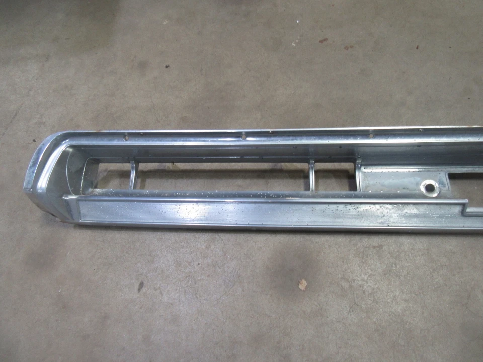 Pontiac Catalina Safari 1962 tablero interior cromo bisel envolvente moldura  Foto 3 de 4