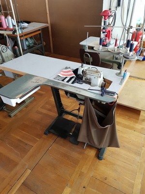 Altin? Adler?  Overlok  Textima? Overlockmaschine Schneiderei Sattlerei