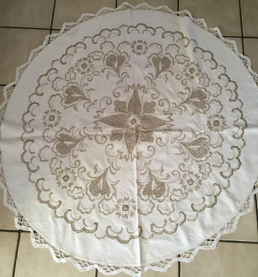 Runde Vintage Tischdecke Leinen Bauerndecke Stickerei Klöppel Spitze Handarbeit - Bild 1 von 4