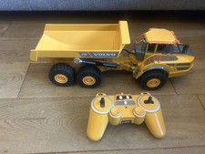 Remote Control Volvo A40G Dump Truck. Dump Action, Engine Sounds, Horn. 1:20