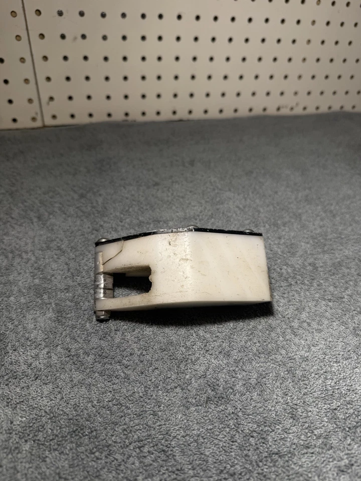 KLX 110 / DRZ 110 Two Brothers Racing Chain Guide Stock basculante Foto 4 de 4