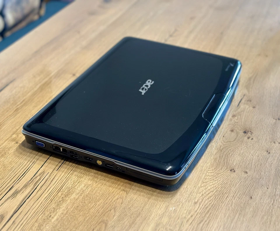 Acer Aspire 5920G Laptop, 250GB HDD, 2GB RAM, 2x1.833GHz, GeForce 8600M WinVista - Bild 2 von 4