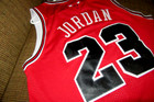 NIKE Vtg 90's Sewn Stitched CHICAGO BULLS #23 MICHAEL JORDAN Mens NBA Jersey S — photo 6