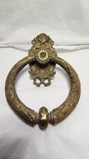Superbe heurtoir / anneau de porte ancien en bronze 