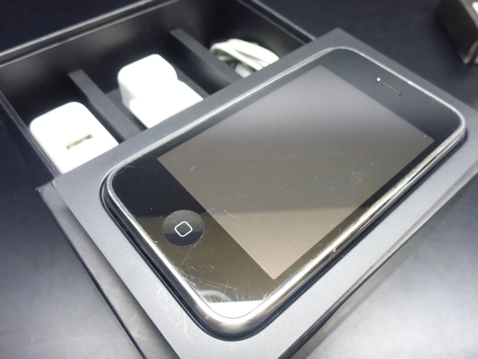 iPhone 3G 8GB schwarz black  in OVP Apple MB490DN/A RARITÄT gepflegt und sauber - Bild 3 von 4