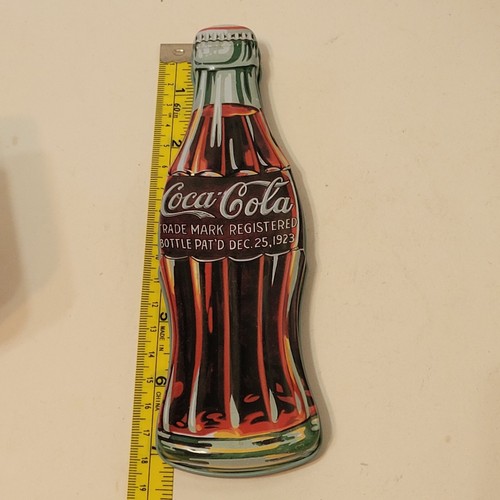 Mixed Lot Coca-Cola Smalls, Ornaments, Tins, Emmett Kelly Figure, Keychain - Picture 6 of 9