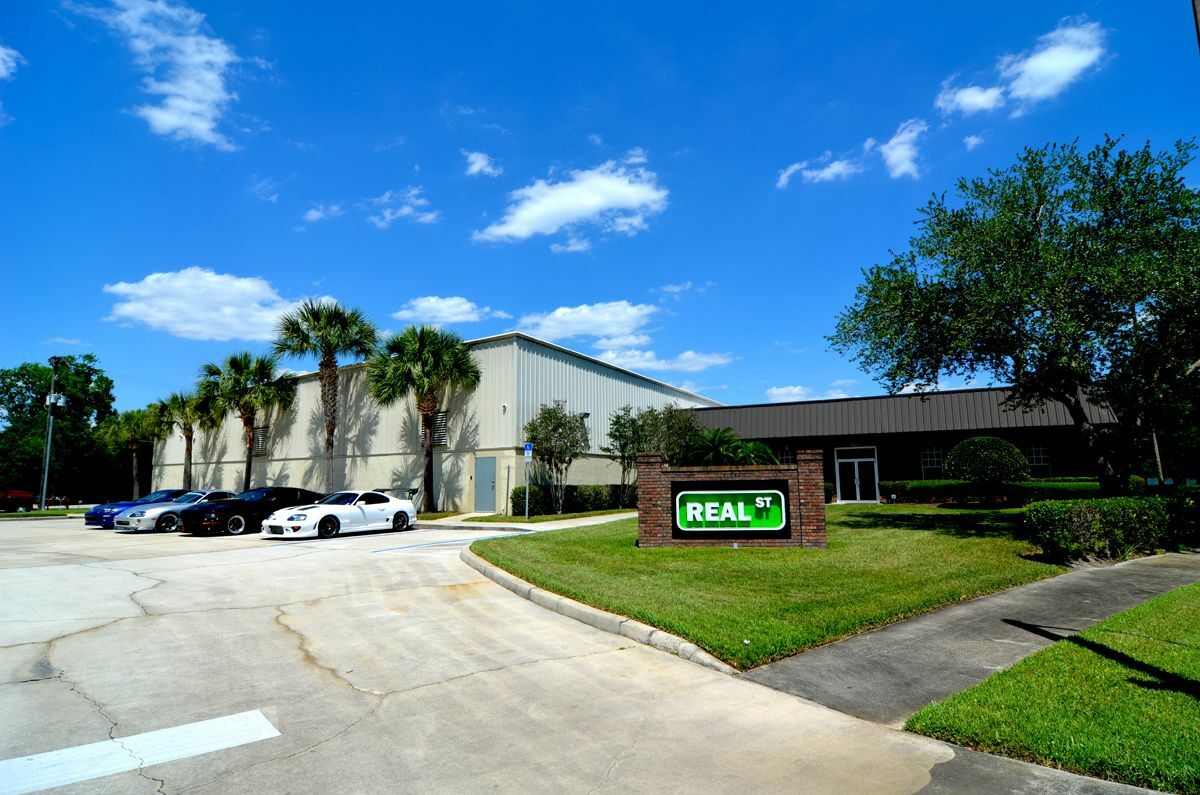 Magnaflow Street Axle Back Exhaust System 1997 2004 Corvette C5 5.7L