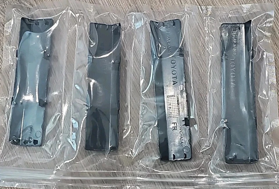 2022-2024 TOYOTA COROLLA CROSS Roof Side Garnish Lid Cap COVER SET BLACK OEM - Image 3 of 4