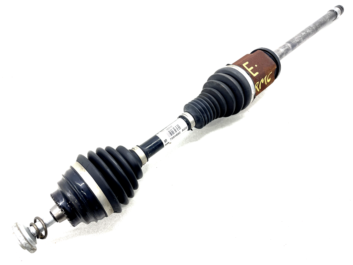 UMB2011〜2014 2012–2015 BMW X1 E84 FRONT RIGHT CV AXLE SHAFT AWD 31607591682 OEM