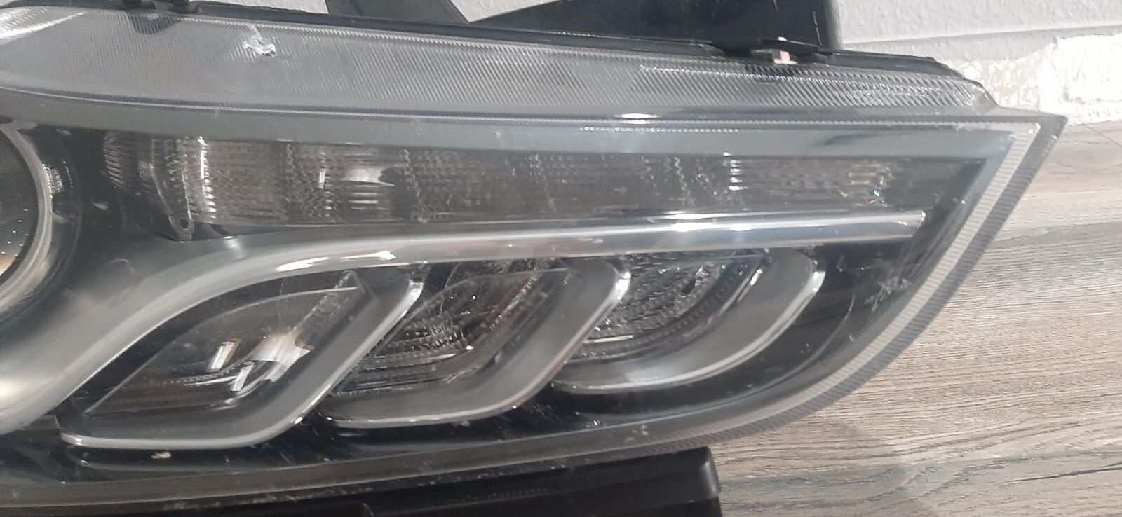 OEM 2014-2017 Maserati Ghibli SQ4 USED Front Right Bi-Xenon Headlight Assembly