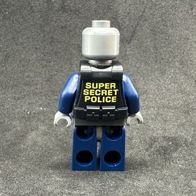 LEGO The LEGO Movie Robo SWAT Goggles Body Armor Vest Minifigure Set 70808 70815