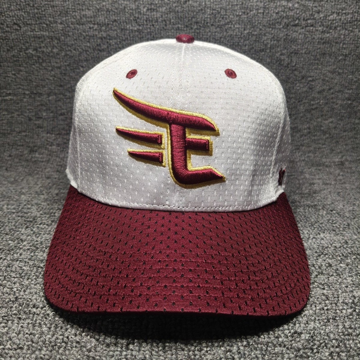 '47 Rakuten Golden Eagles Baseball Cap White Burgundy Adjustable