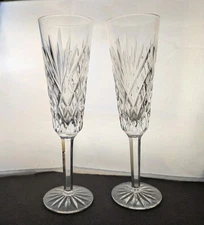 Set of 2 - TYRONE Irish Crystal ANTRIM Pattern CHAMPAGNE FLUTES Glasses  8 1/4"