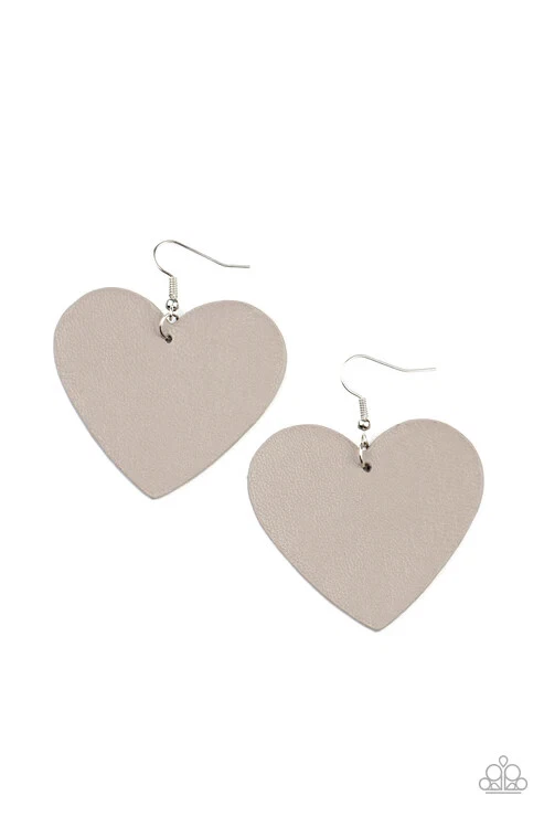 Paparazzi silver heart earrings deals