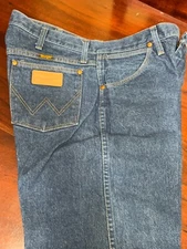 VINTAGE WRANGLER JEANS (TAGGED 34X32) (ACTUAL 32X31) COWBOY WESTERN COUNTRY