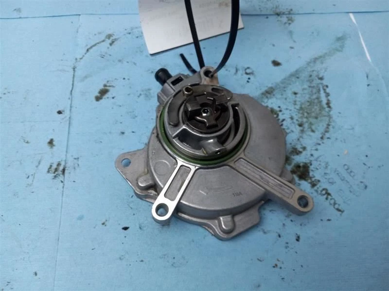 2008-2015 AUDI A4 НАСОС ОХЛАЖДАЮЩЕЙ ЖИДКОСТИ - Изображение 3 из 4