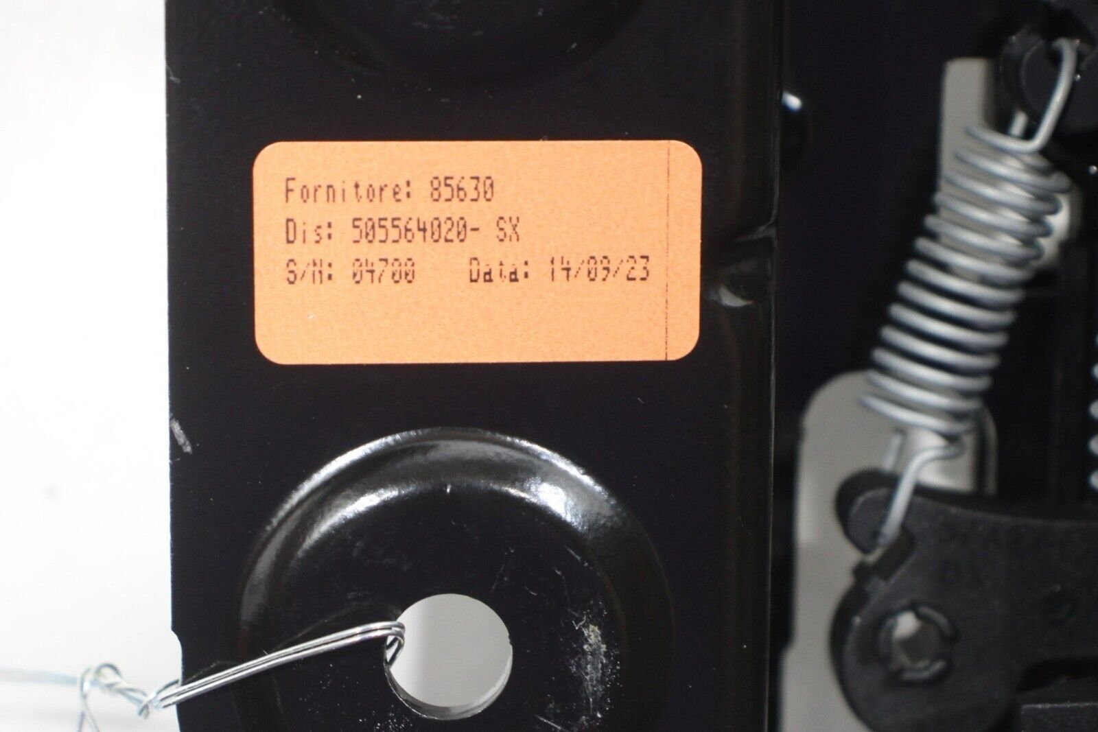 Maserati Grecale Folgore 2023-2024 Rear Left Seat lock