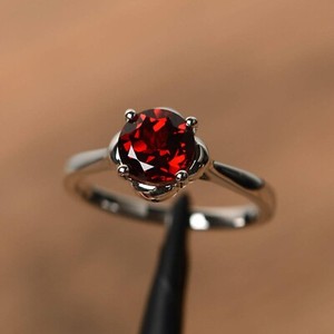 Authentic Natural Red Garnet Round Cut Ring 925 Silver White Gold Plated UniquPromise Ring