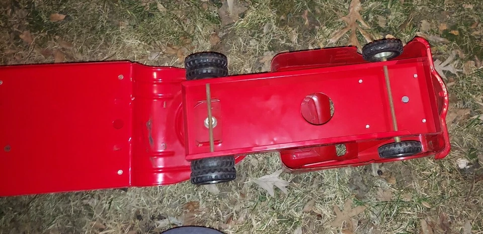 Vintage STRUCTO Aerial Fire Ladder Truck - Image 4 of 4