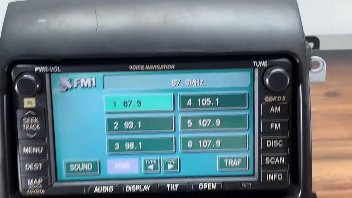 MAP DVD ERROR 04-06 Toyota Sequoia Sienna Tundra Navigation E7006
