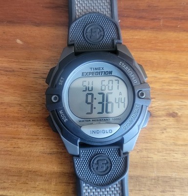 Timex Expedition Chrono-Alarm-Timer 42mm Digital Indiglo WR 100M