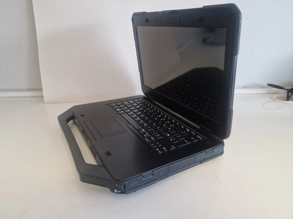 Dell Latitude 14 Rugged 5414, i3 upto 64GB RAM and 2TB SSD, Win 10 Toughbook - Image 3 of 4