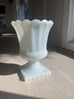 Vtg Hazel-Atlas Scalloped Edge Smooth Milk Glass 6” Footed Pedestal Planter/Vase